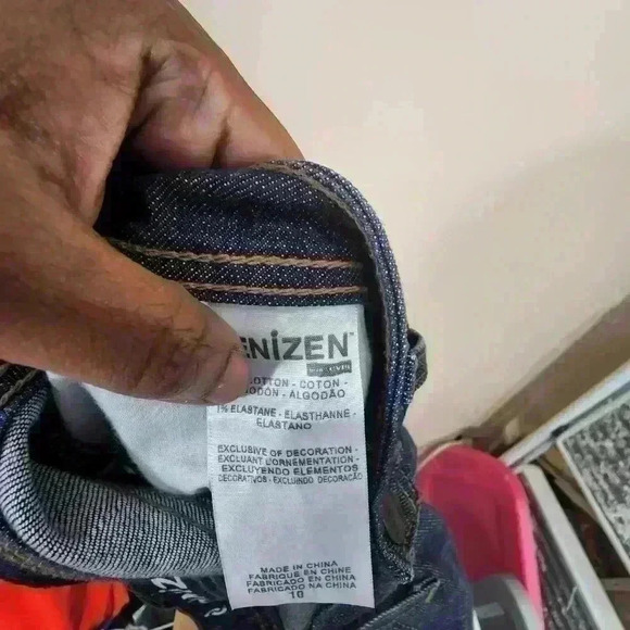 27. Denizen by levis bumuda Capri jeans size 10/32 - Picture 8 of 8